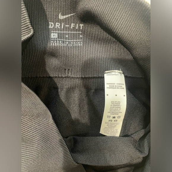 🍂 Nike Core Dri-FIT Swift High-Waisted Running Tights Pants - Picture 2 of 5